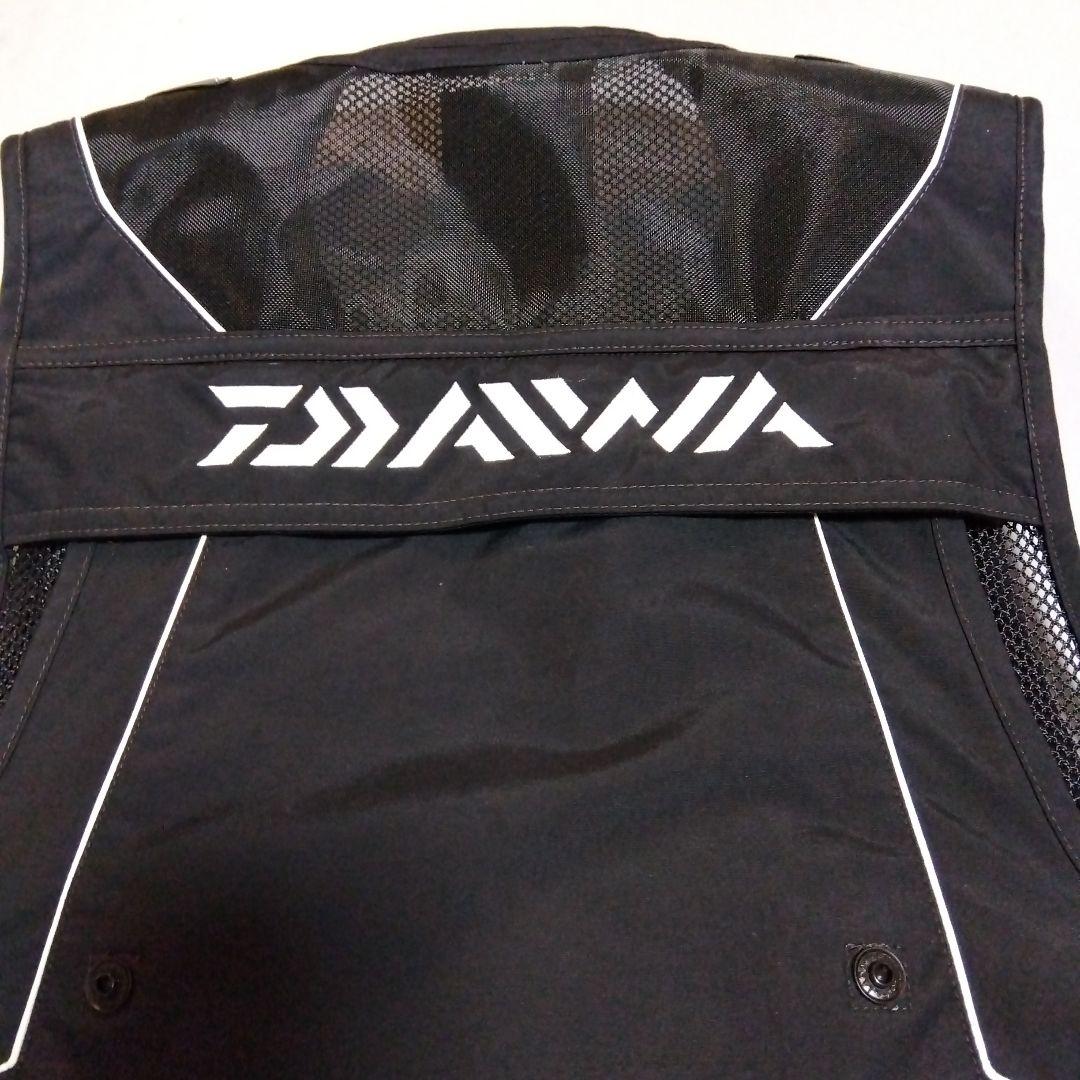 Daiwa フィッシングベストM DV3021