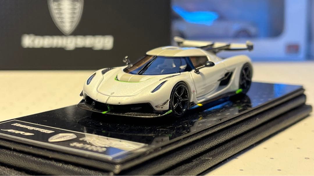 世界1000台限定　frontiart 1/64 ケーニグセグ　ジェスコ