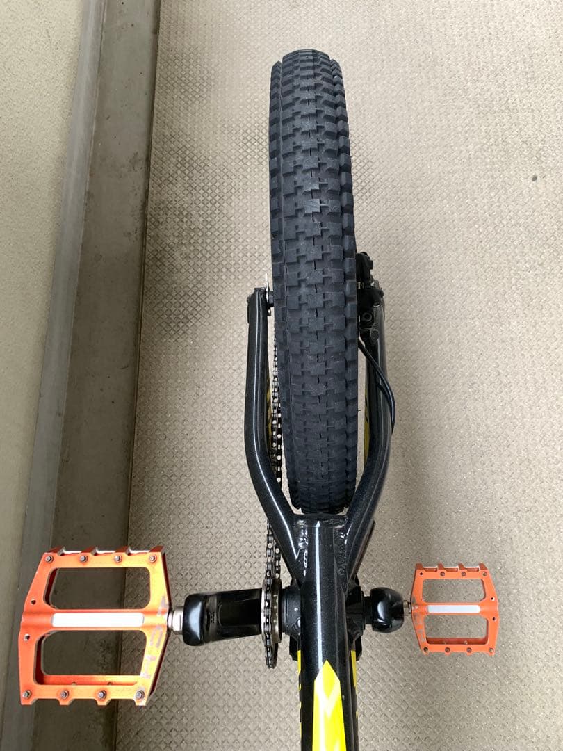 最終値下げ‼️引取り及び隣県限定‼️ Because トライアル自転車 20インチ