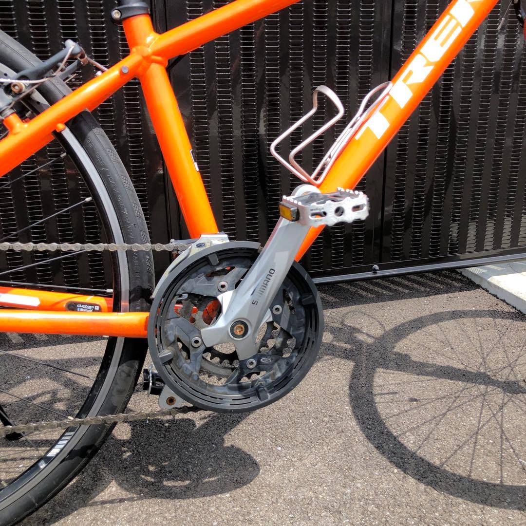 Trek クロスバイク オレンジ 700C 7段ギア