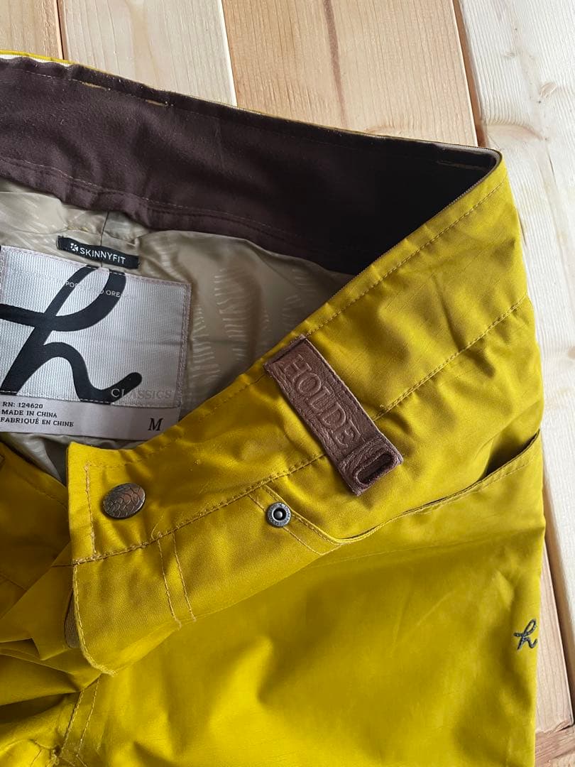ARGトップス＆HOLDENボトムスM〜L美品上下セット＋おNEWビーニー付