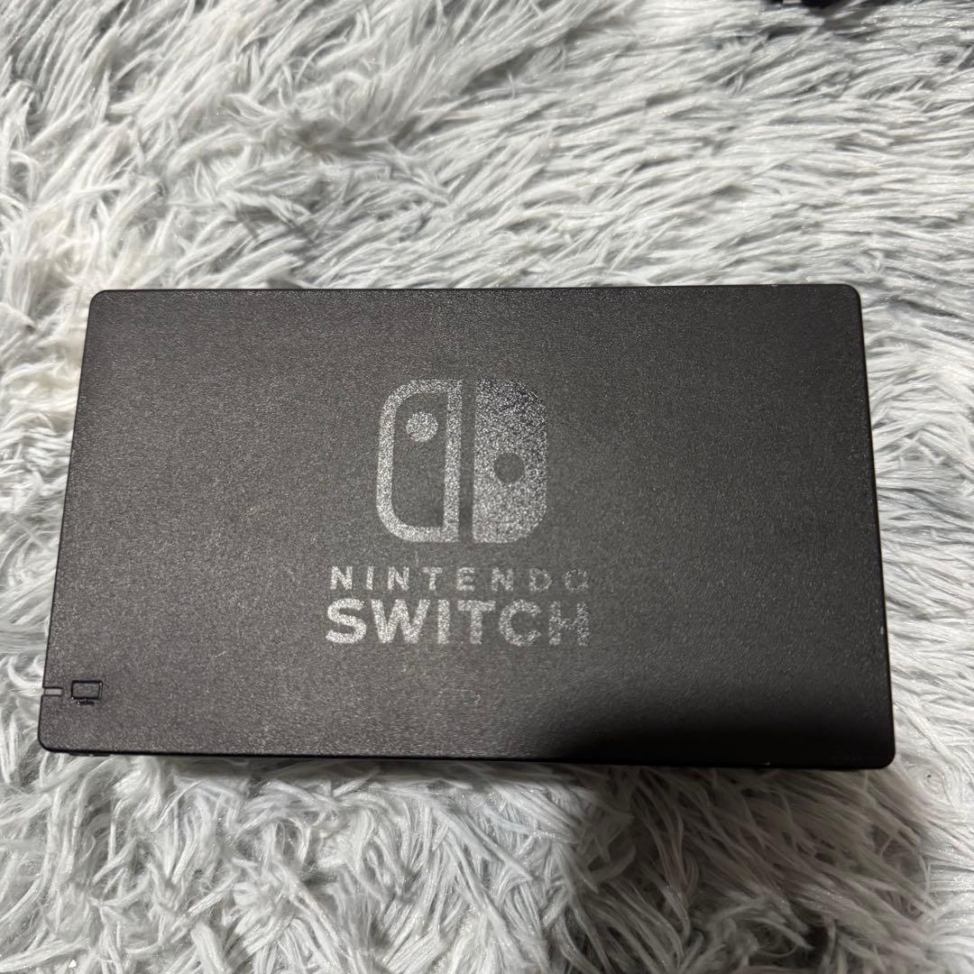 【美品】Nintendo Switch 本体 ジョイコン ドック グリップ