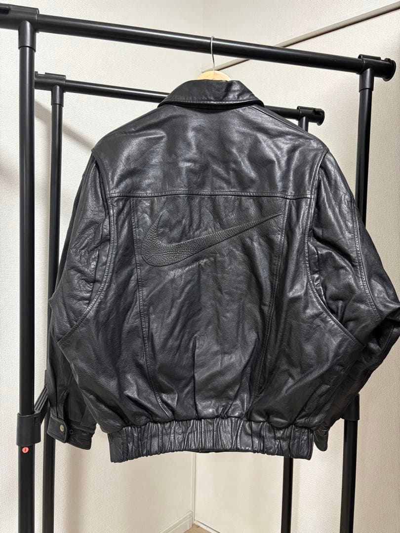 NIKE レザージャケット　シュプリーム元ネタ