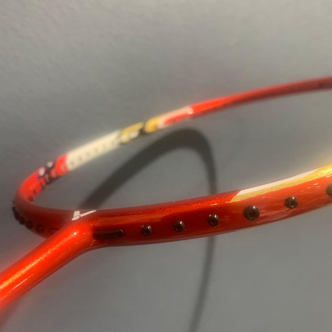 希少！VICTOR バドミントンラケット　ハイパーナノX80 4UG5