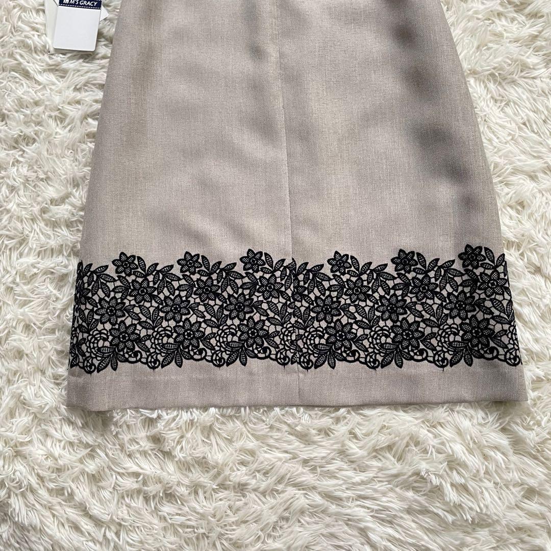 新品未使用タグ付きM'S GRACYベージュ系ワンピースウエストリボン花柄刺繍