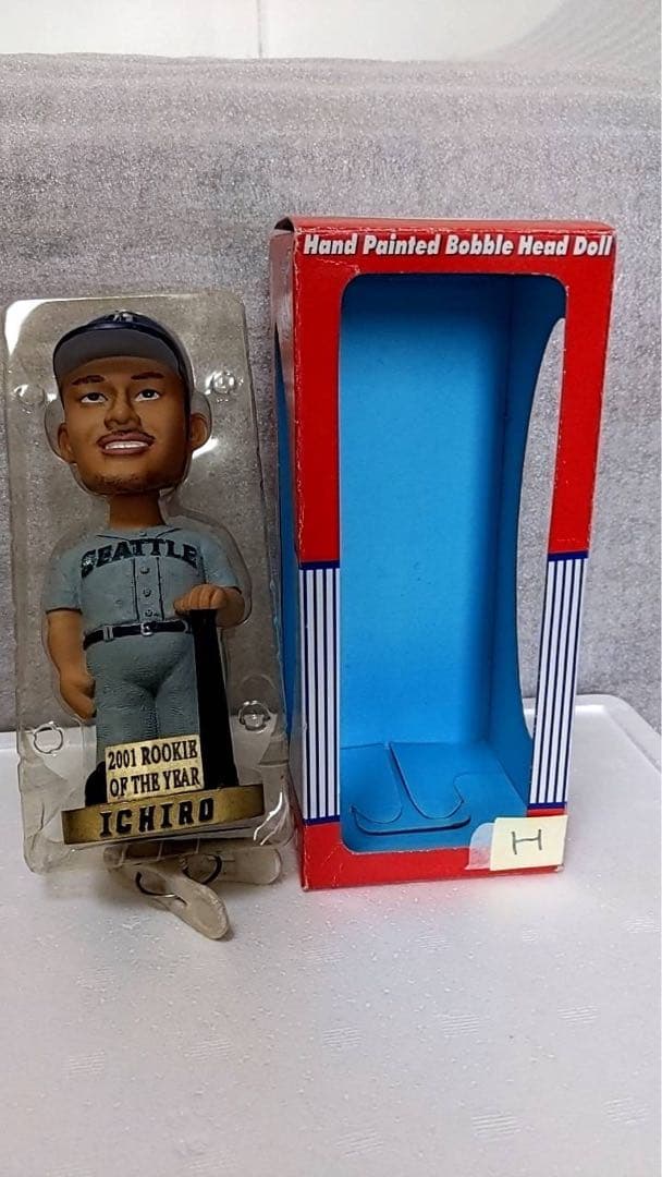 (美品!)新品、未使用品! イチロー選手、2001年新人賞のボブルヘッド人形！