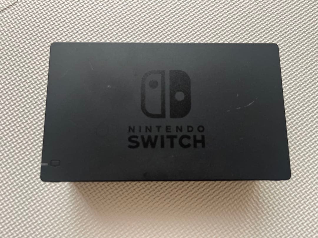 Nintendo Switch 本体 青 赤　ニンテンドースイッチ　任天堂