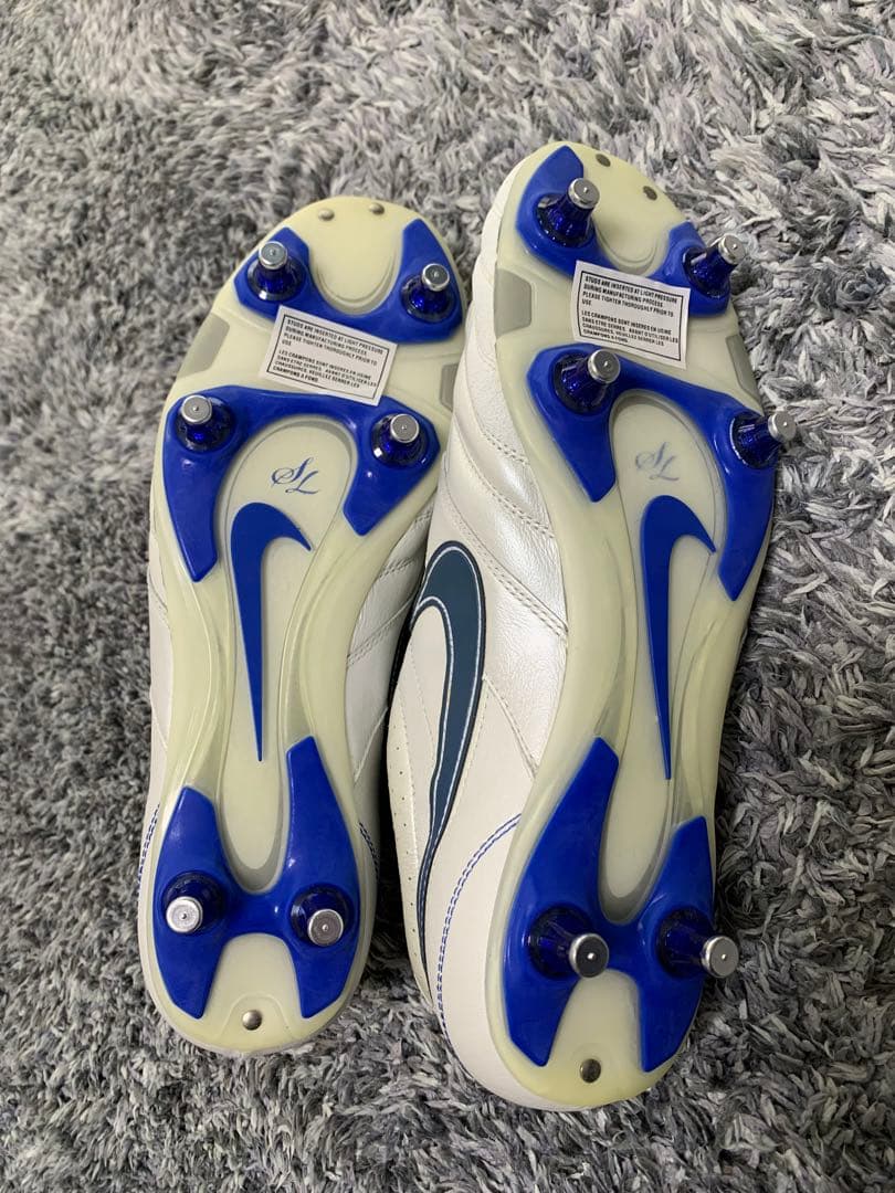 【限定 大人気！】NIKEスパイク