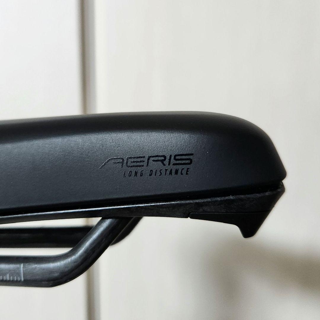 フィジーク トライアスロン用サドル TRANSIRO AERIS