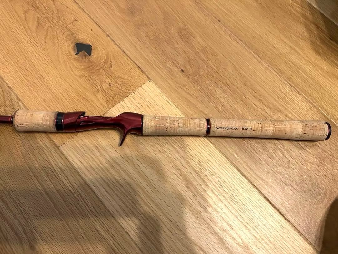 【美品】19スコーピオン　1652R-2