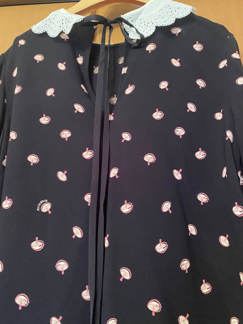 専用　たまよ様　miumiu レース襟　ロゴ入りブラウス