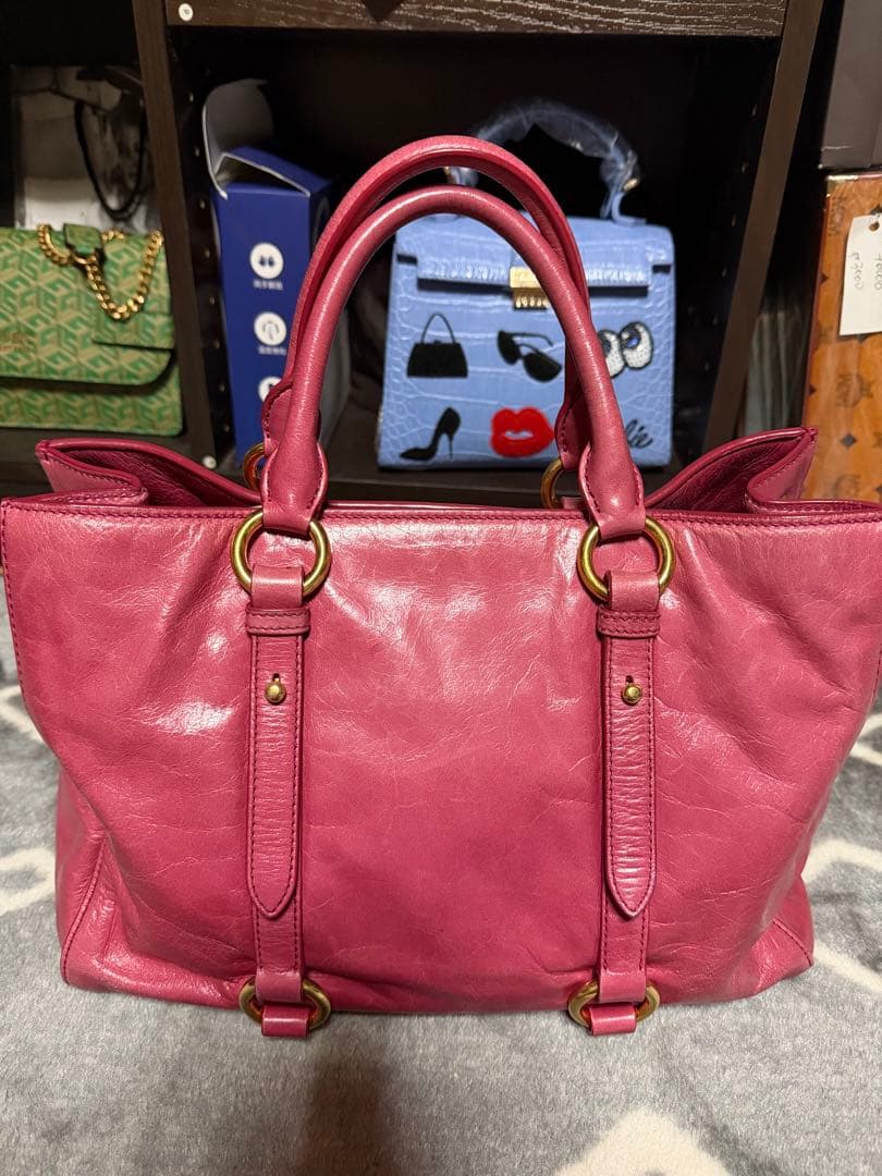 MIU MIU ピンク レザー ハンドバッグ