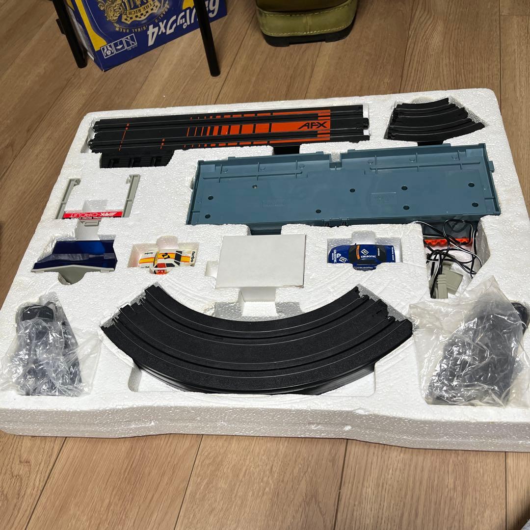 ★9インチトラックありました 稀少珍品 HOスロットカー 爆音バックファイヤー