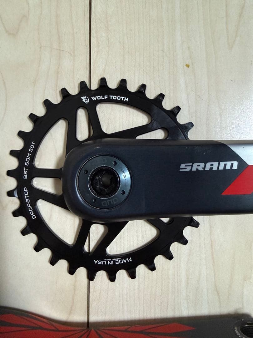 パーツ SRAM X01 crank w/ woolftooth chain