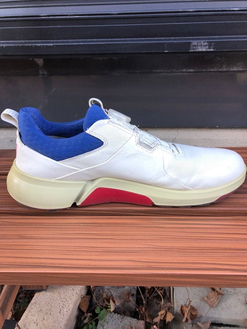 美品 ECCO BIOM H4 ゴルフシューズ 42 26.0cmスパイクレス