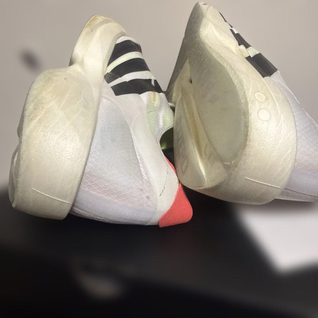 走行距離20キロ位　ADIZERO TAKUMI SEN 11 27cm