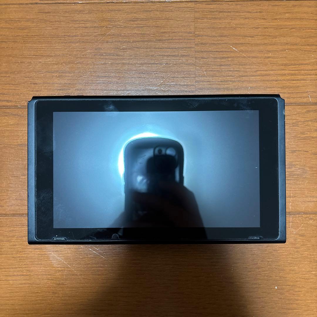 Nintendo Switch グリーン/レッド本体