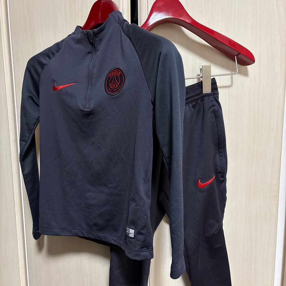 Nike パリ・サンジェルマン トレーニングウェアセット