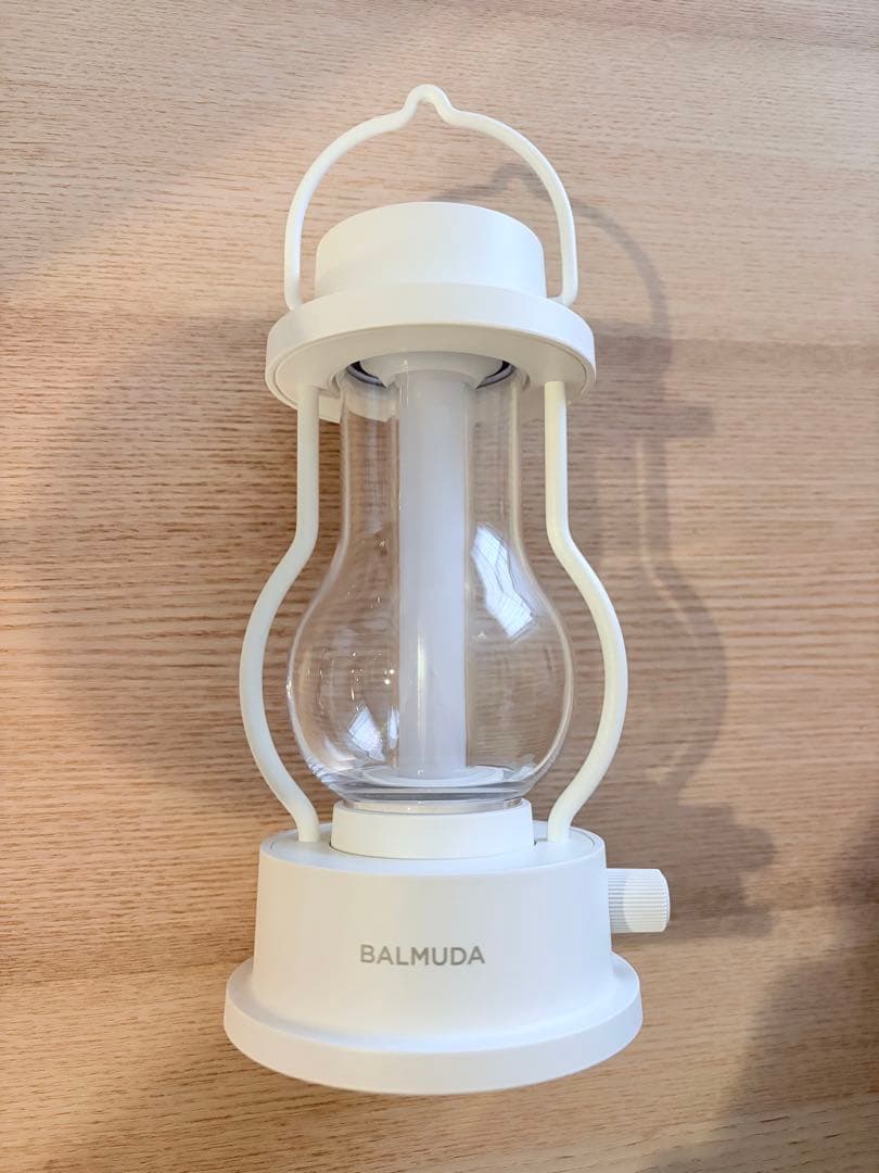 BALMUDA The Lantern ホワイト　バルミューダ　ランタン　白