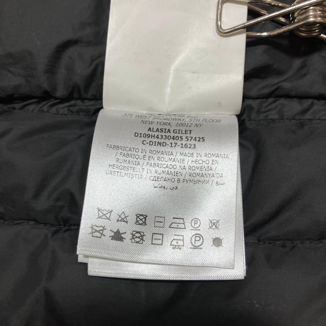 MONCLER ALASIA 3ブラックダウンベスト ロゴ　4D219