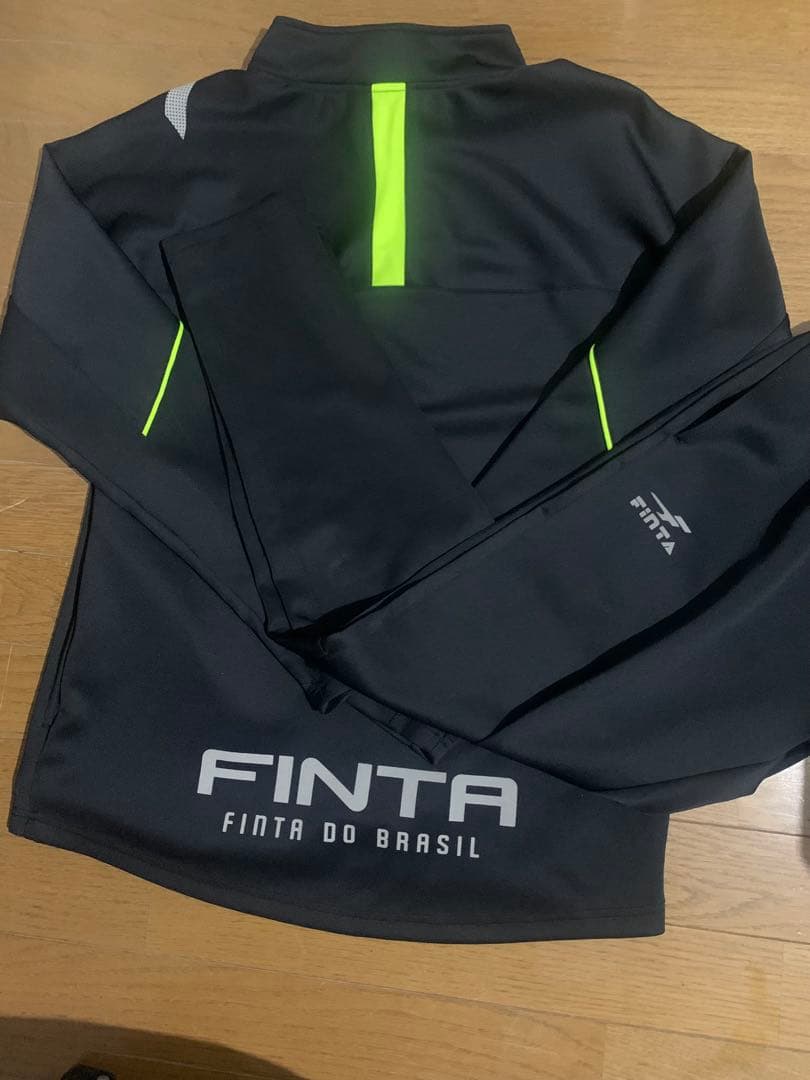 FINTA ジャージ 黒/ネオンイエロー