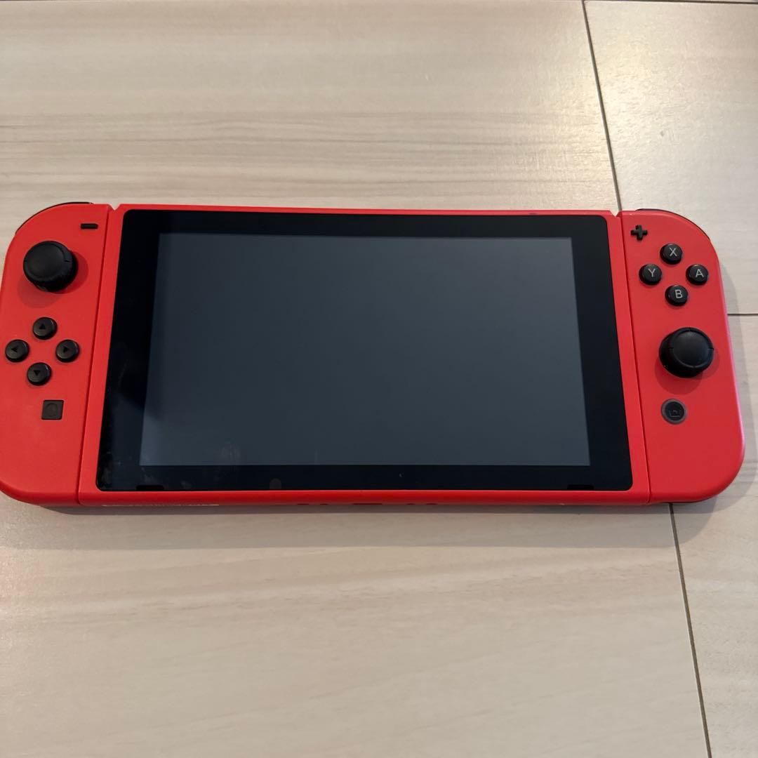 RYO Nintendo Switch マリオレッド 本体 充電器