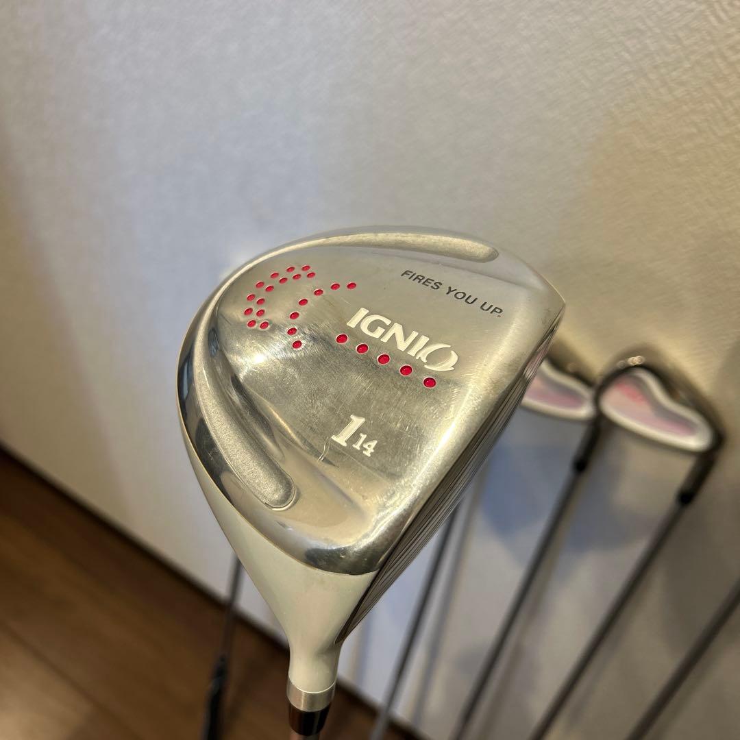 美品IGNIO レディースL 7本　右利き　イグニオ　ハーフゴルフセット