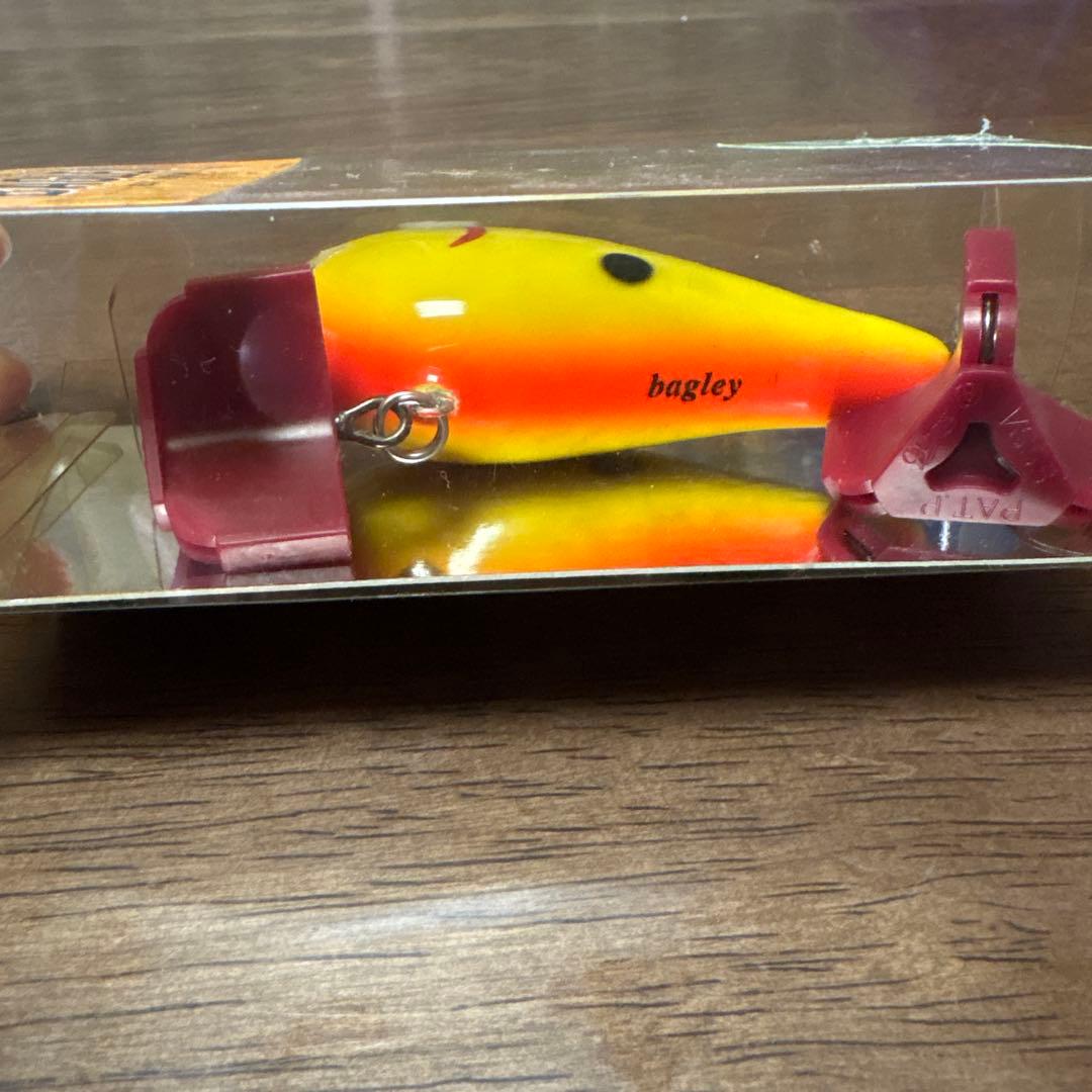 Bagley Balsa B3 イエロー/ブラック ルアー