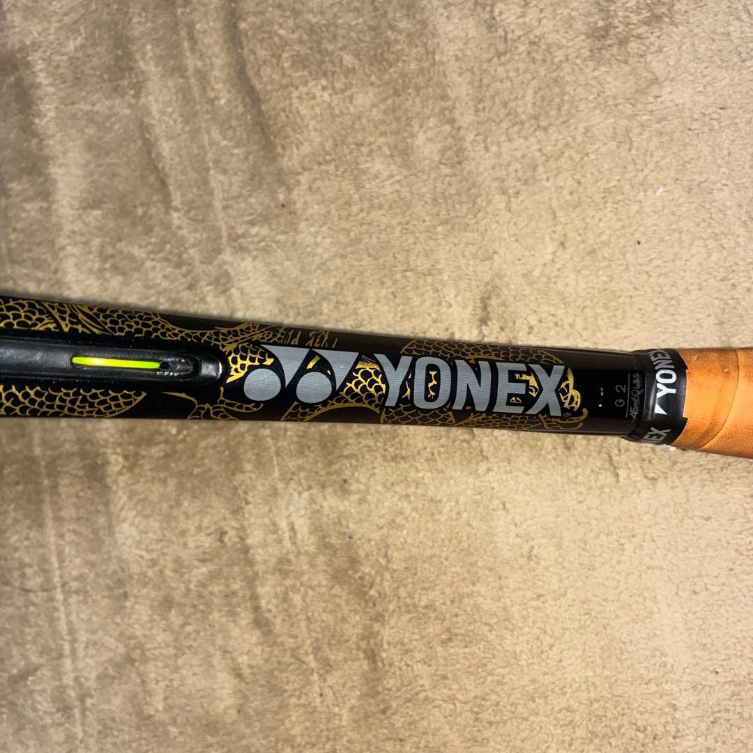 YONEX OSAKAEZONE100 グリップサイズ2