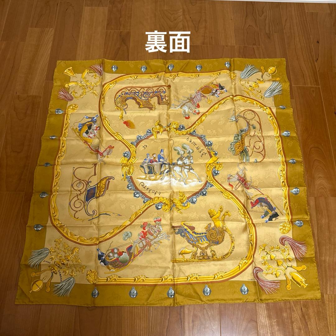 し*こ様 エルメス HERMES シルクスカーフ Plumes et Grelo