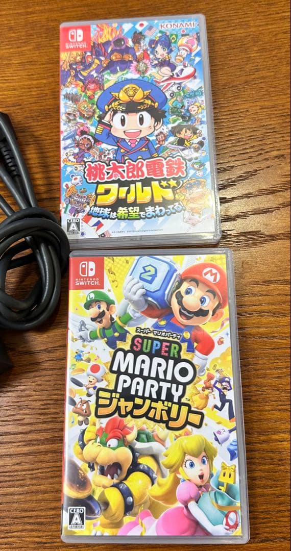 o*u様 【中古美品】Switch本体＆人気ソフト2本セット｜桃鉄・マリパ付き