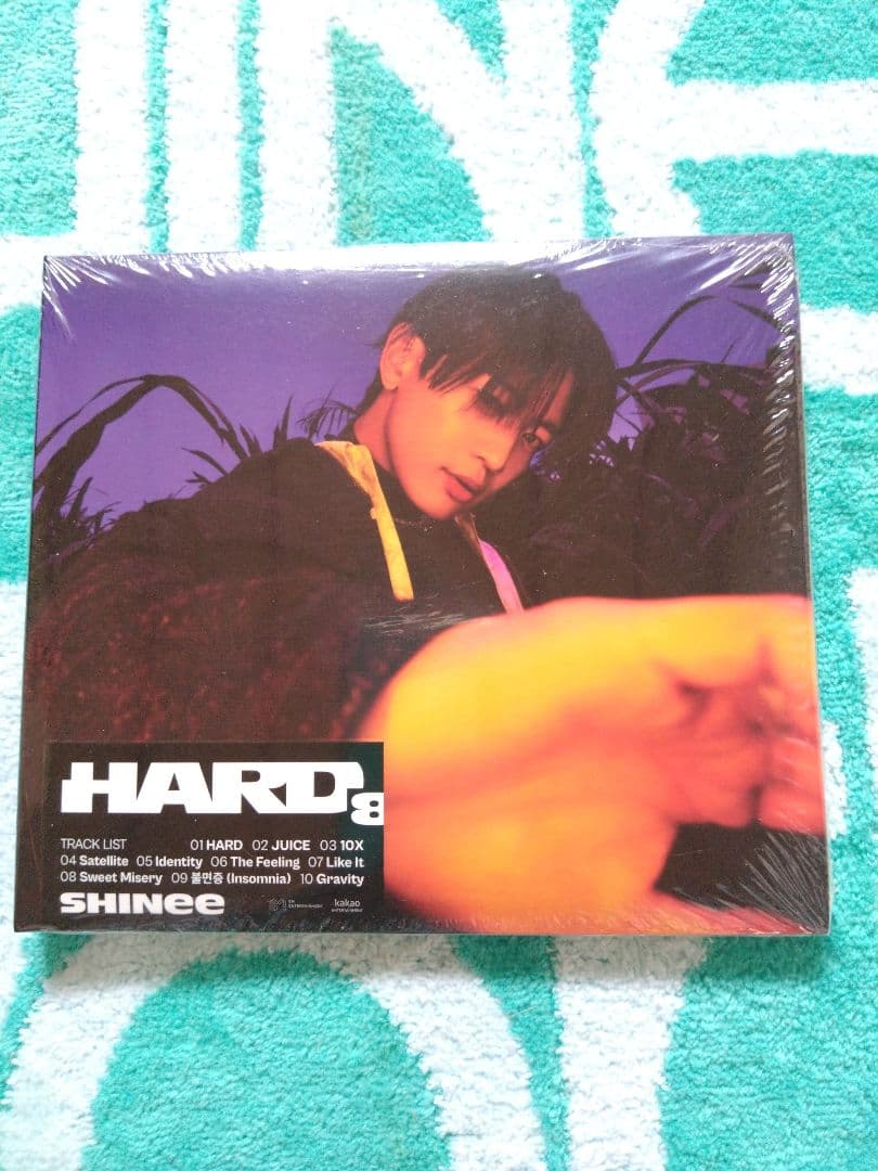 SHINee「HARD」8th Album 全９種 新品未開封　オマケ付き