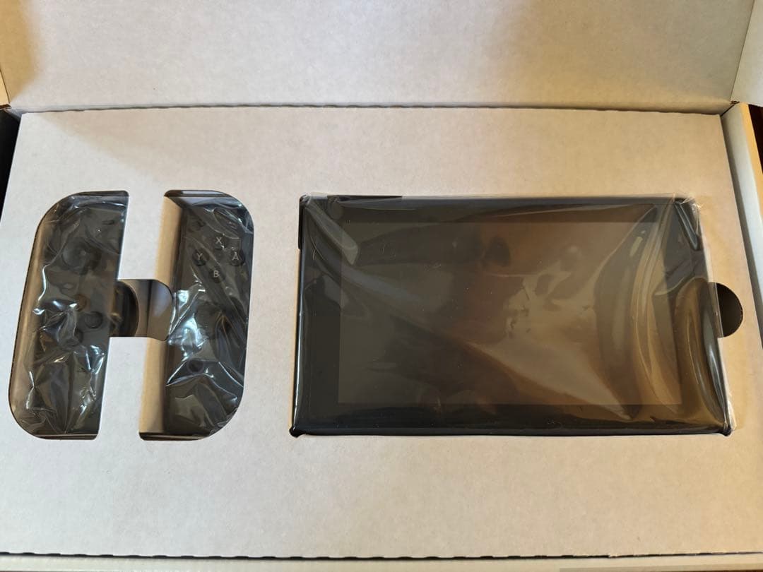 ニンテンドースイッチ本体&ケース