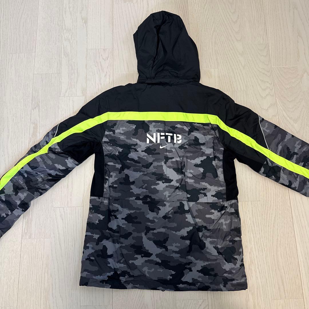 元日セール！　Nike NFTB デジカモ　カモフラ ジャケット