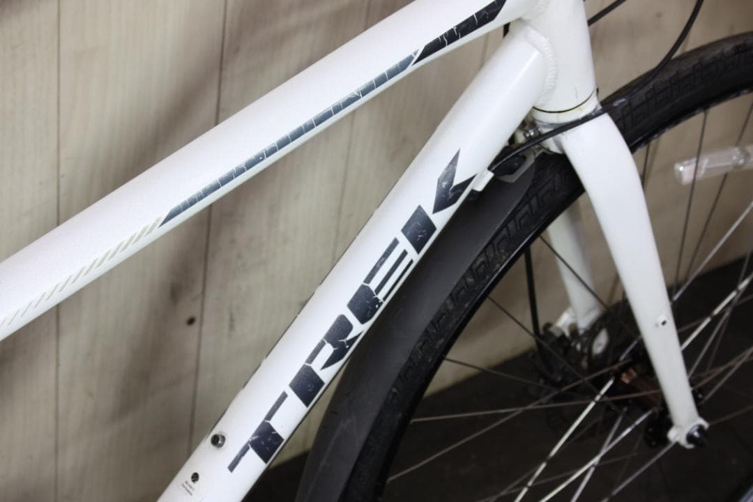 TREK FX2 700C アルミ 24速 440mm 油圧式クロスバイク