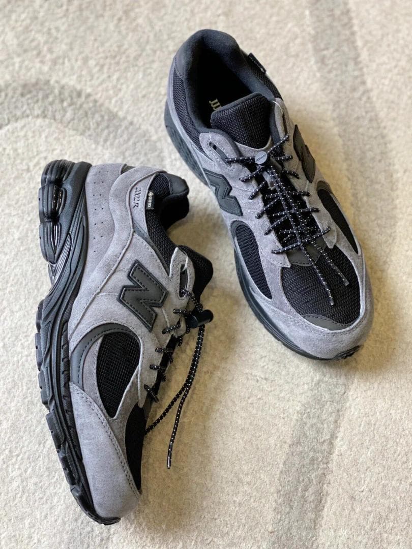 JJJJound X New Balance 2002R GTX はいくろ