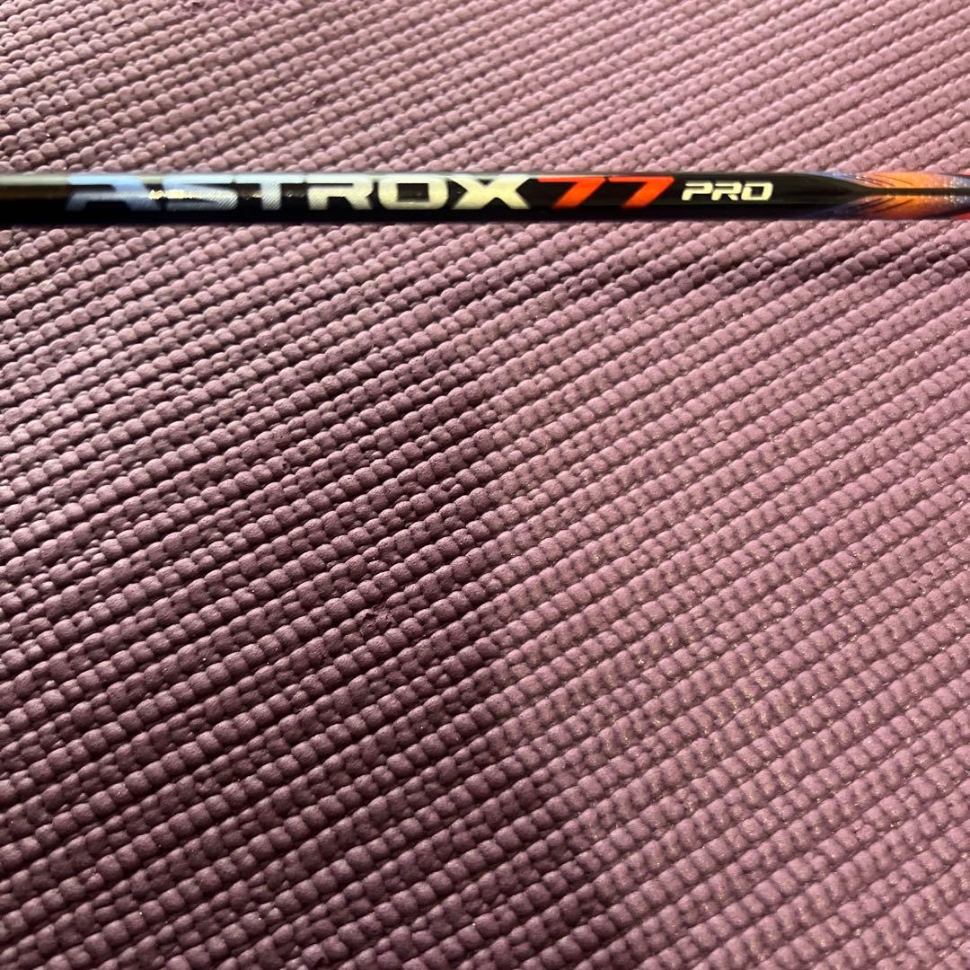 ラケット ASTROX 77 PRO 4U5
