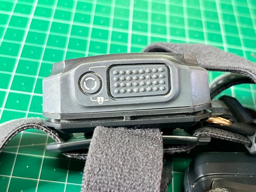  Icon 700 ヘッドライト