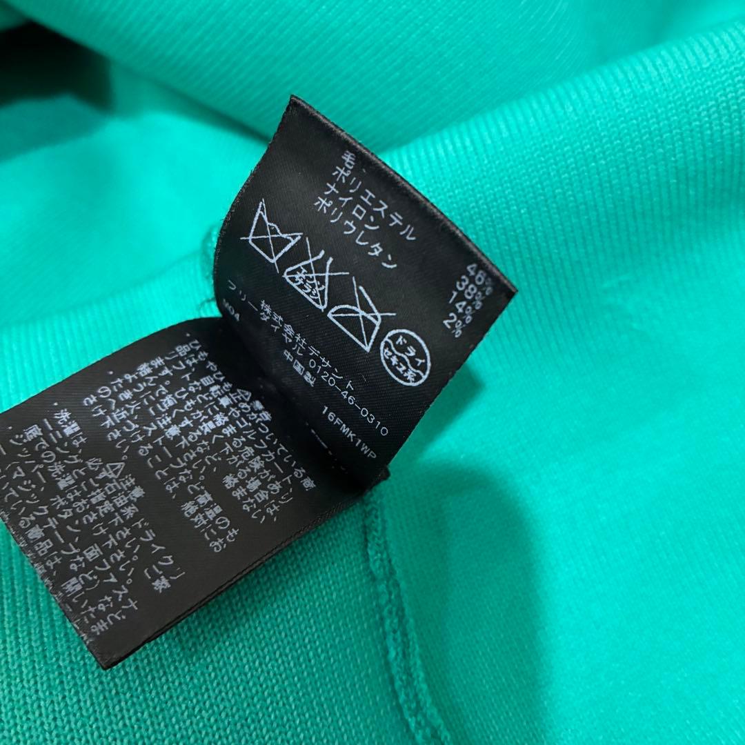 美品✨DESCENTE GOLFセーターサイズ表記Lニット