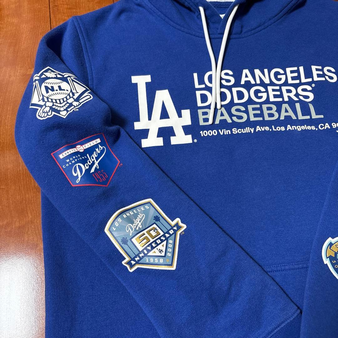 値下げしました　LAドジャース パーカー MLBオフィシャルファナティクス