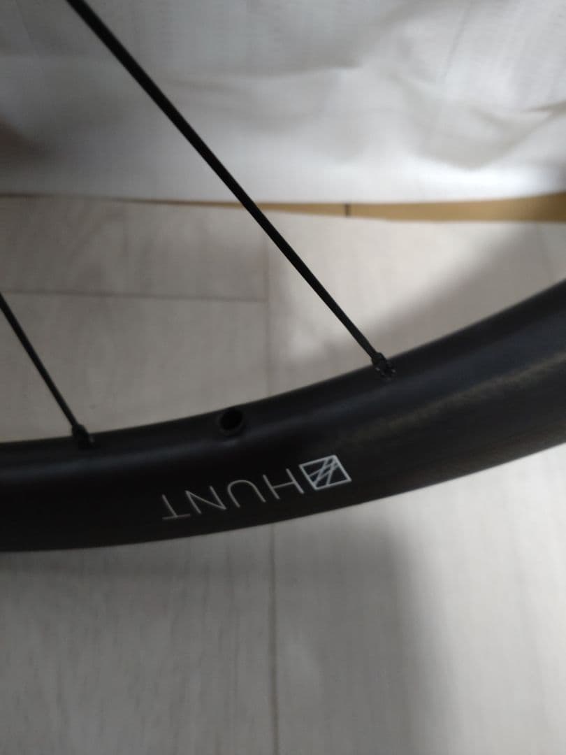 HUNT（ハント）リムブレーキ用カーボンホイール36mm 中古（クイックなし）