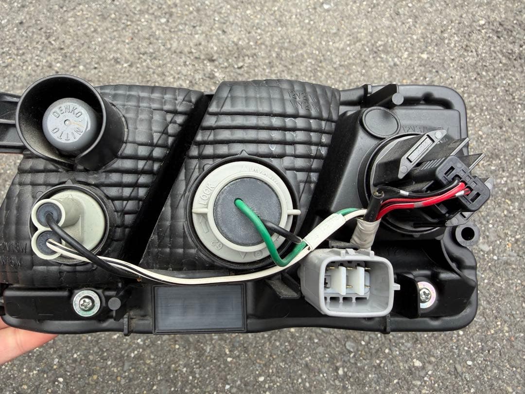 S700V ハイゼット 左テールランプ
