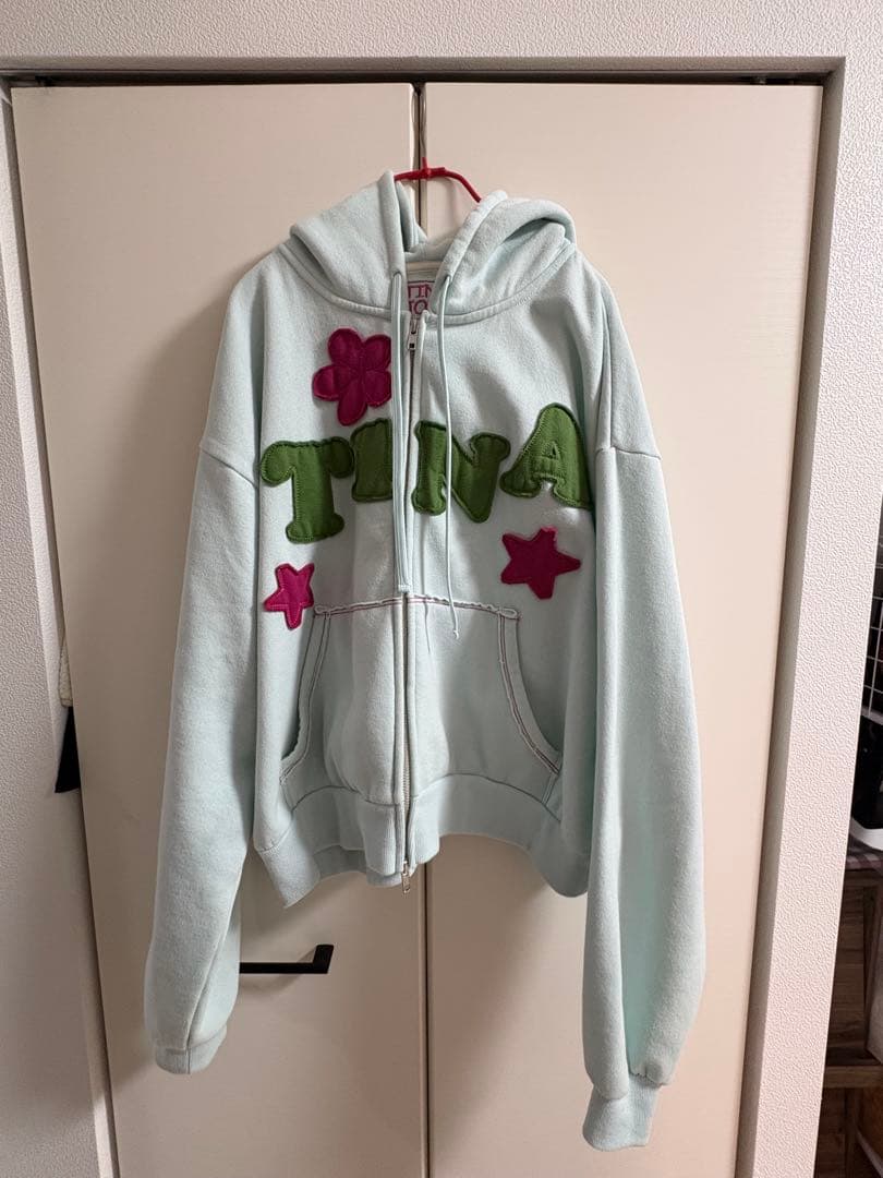 裏起毛 ロゴパッチワーク フーディー TINA：JOJUN