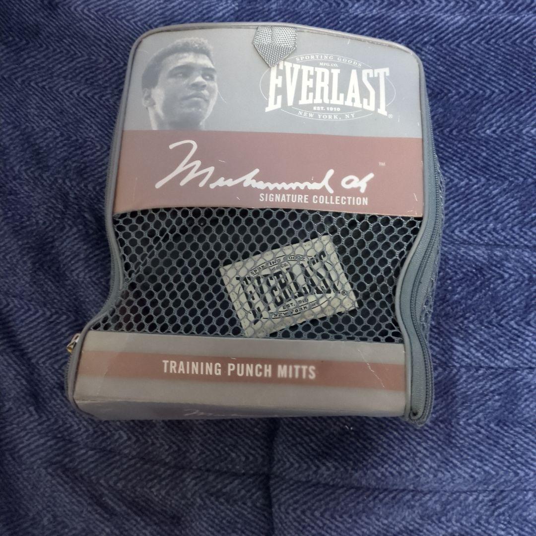 Everlast 【エバーラスト】モハメド・アリコレクション パンチングミット
