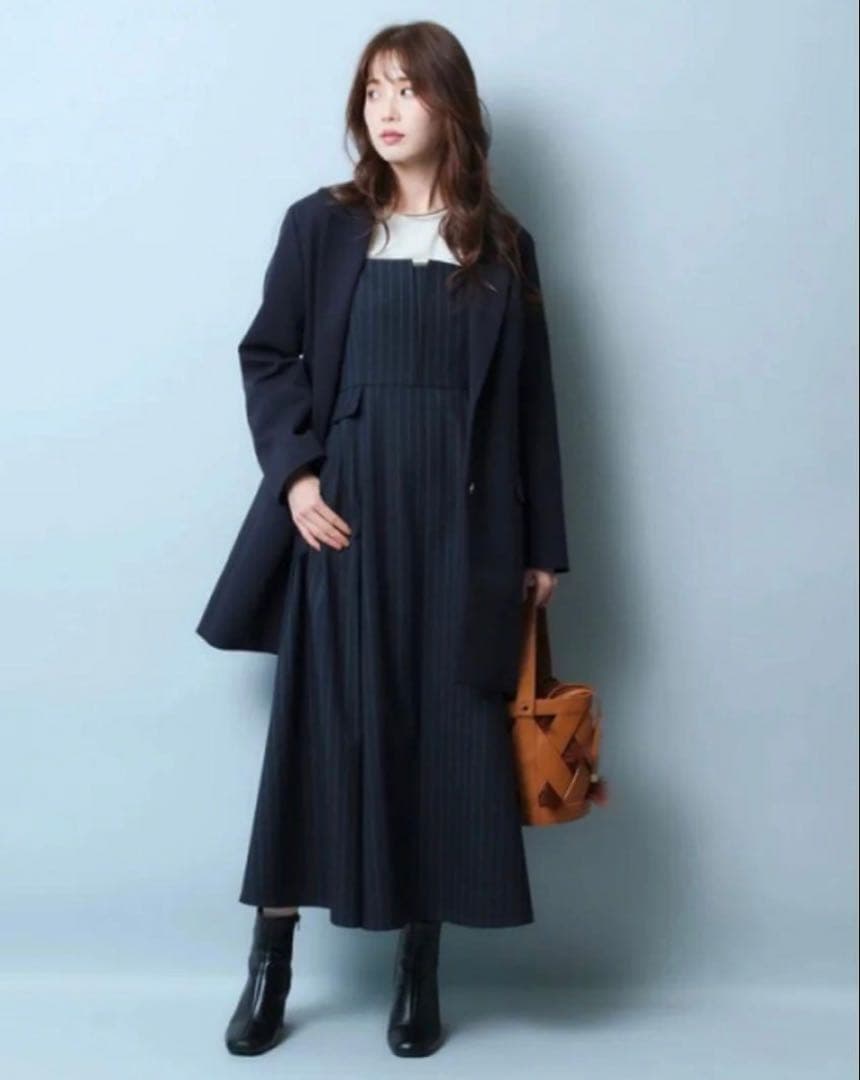 美品 ジャスグリッティー　フレアキャミワンピース