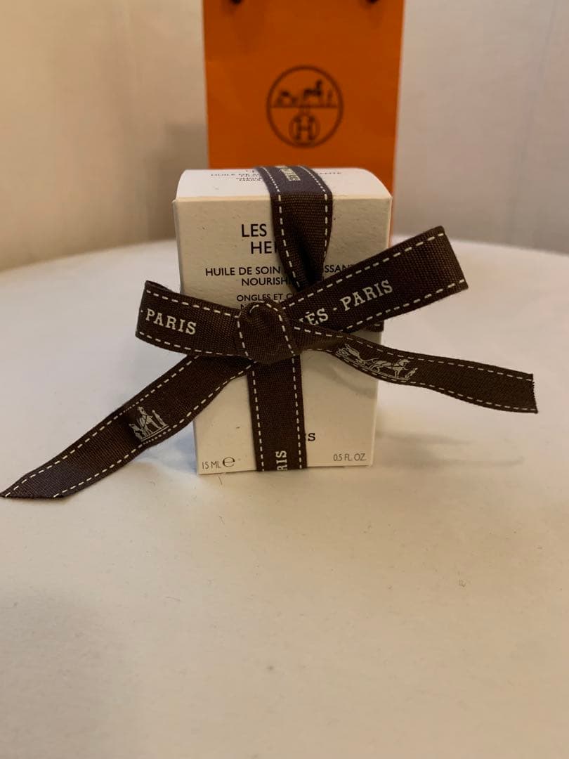 HERMES エルメスネイルオイル