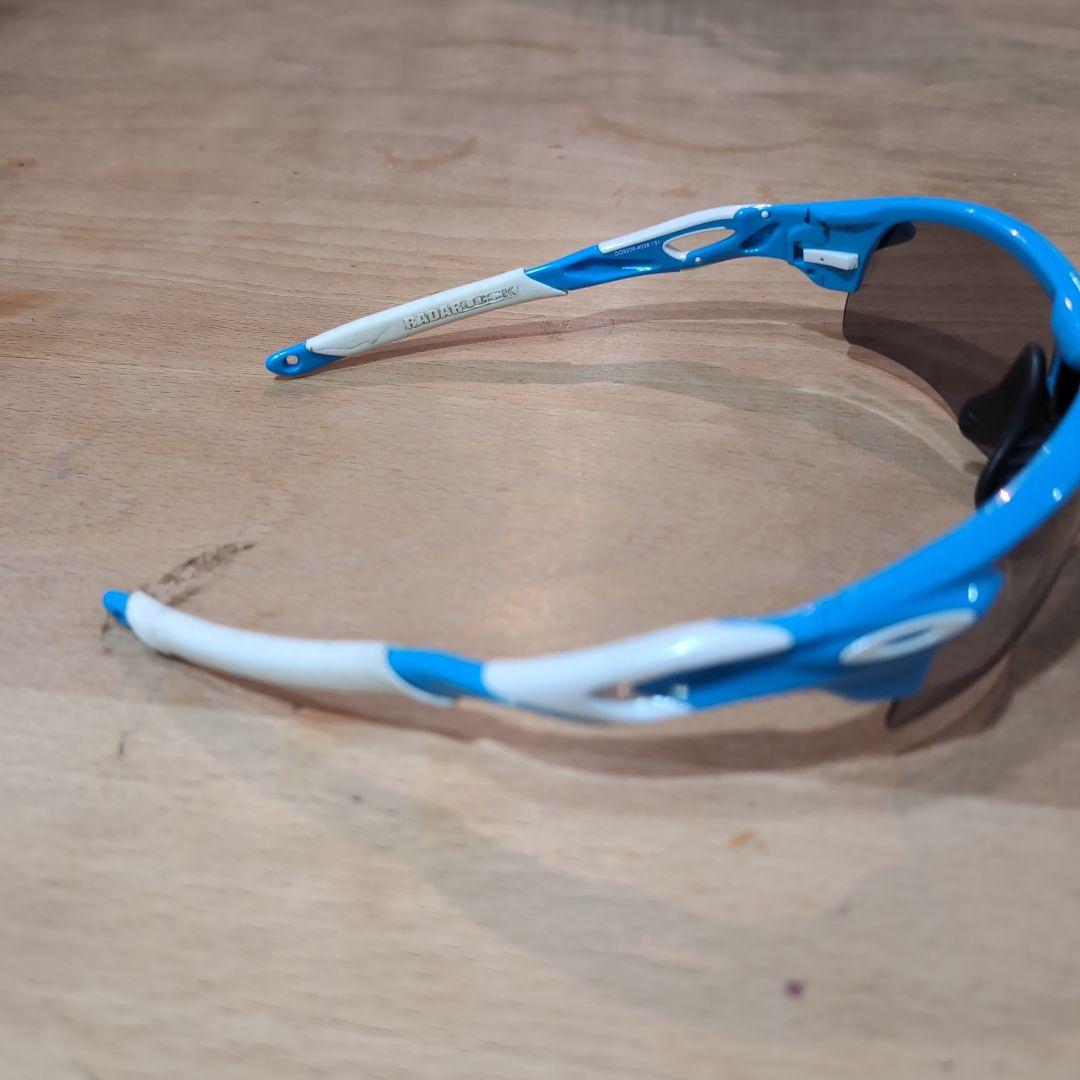 Oakley レーダーロックパス 調光レンズ