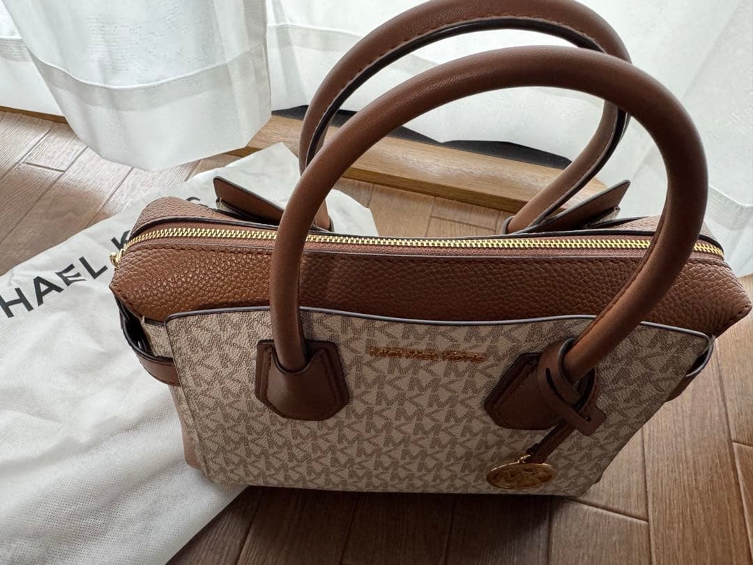 MICHAEL KORS ロゴ入りショルダーバッグ