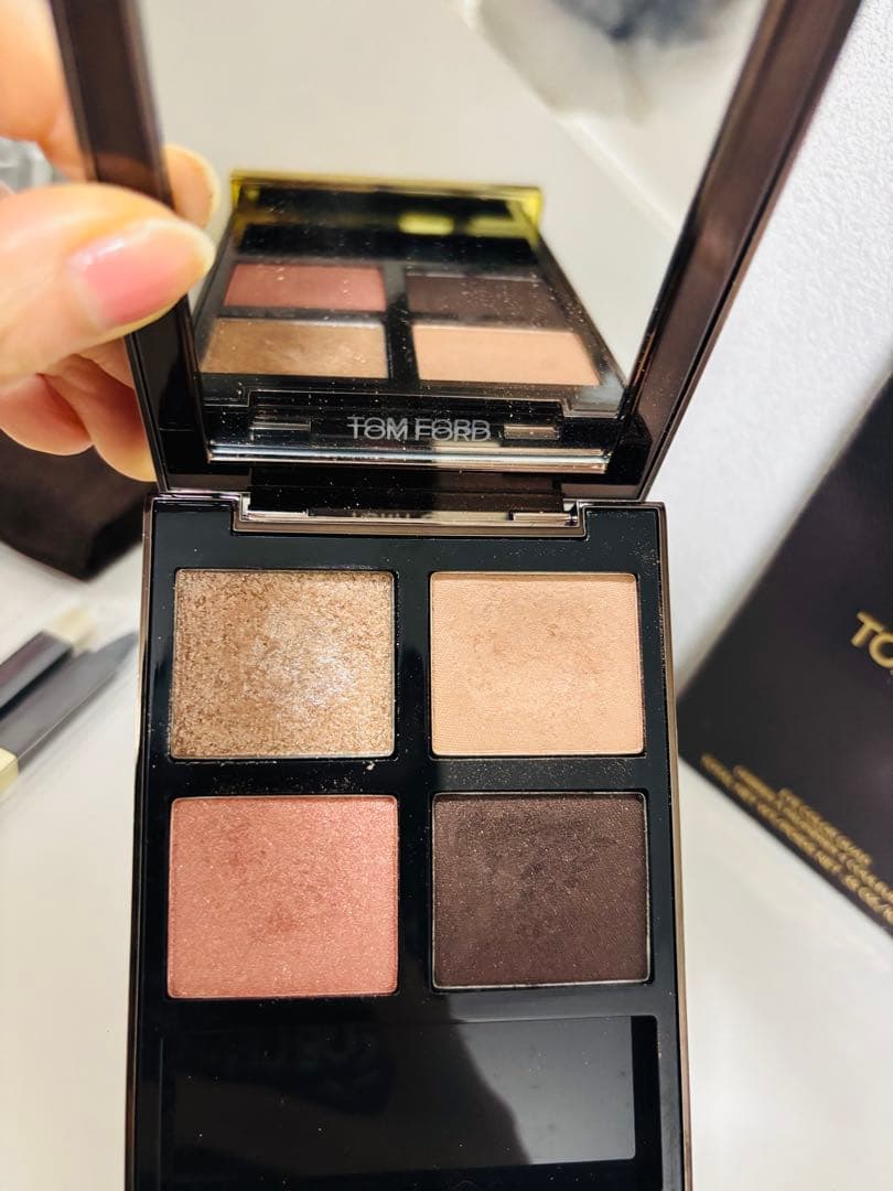 Tom Ford アイシャドウ 20 ディスコ ダスト