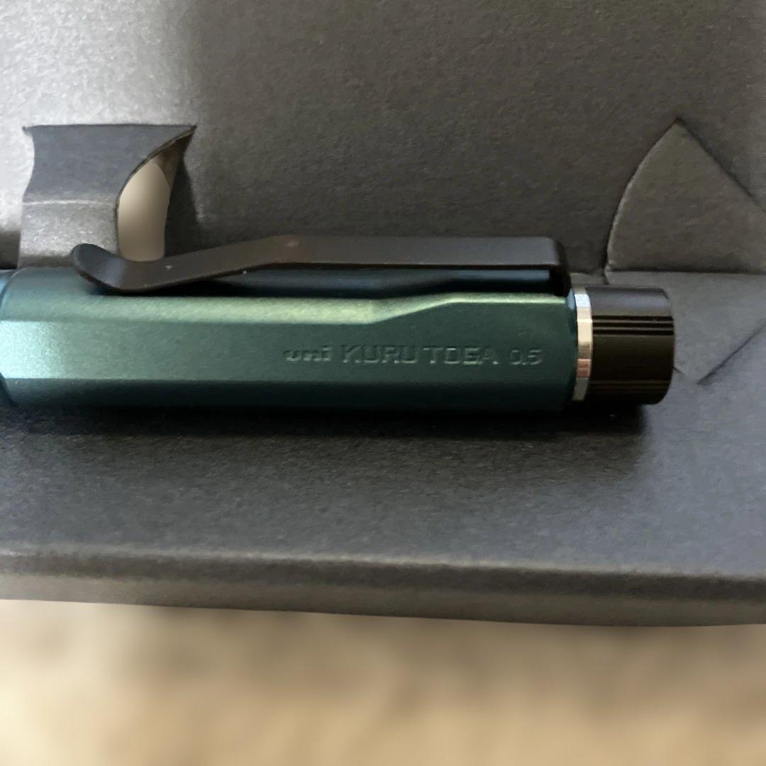クルトガダイヴ　デンスグリーン　0.5mm